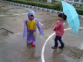 暴雨袭京 中小学幼儿园可自行停课