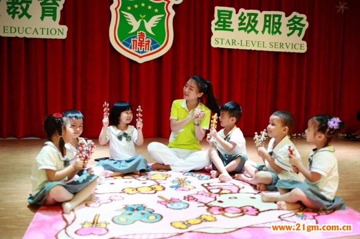 幼儿园加盟品牌伟才教育:辞旧迎新,17再扬帆