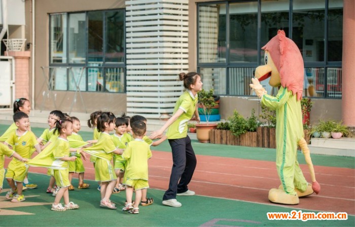 广东东莞虎门喜迎高端幼儿园加盟品牌伟才教育,打造爱的园所