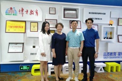 伟才教育董事长罗骇浪先生接受广东电视台栏目专访