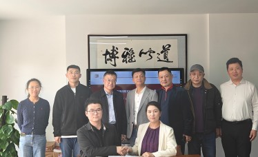 双方达成深度合作，携手推动教育服务提质升级。