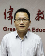 林文锋先生 毕业于广东海洋大学，现任职香港伟才教育集团商务部总监